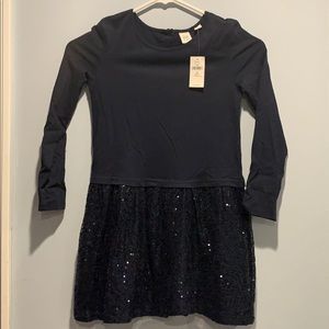 NWT Dark Blue dress w/sequence layer size  s(6-7)